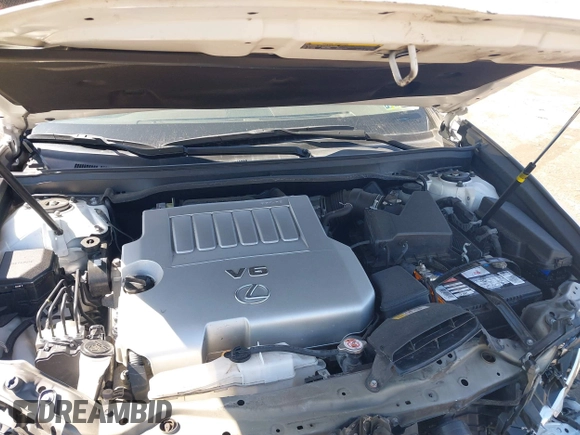 2018 Lexus ES with VIN 58ABK1GG0JU102540, listed as a IAAI auction lot 41858646 with 61,505 mi miles. Bid and sale history available at carsss.com. Image 10.