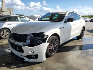 2021 Maserati Levante S with VIN ZN661YUA5MX377539, listed as a Copart auction lot 40783994 with 36,604 mi miles. Bid and sale history available at carsss.com. Image 1.