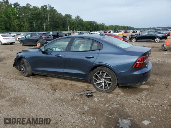2020 Volvo S60 Momentum with VIN 7JR102FK6LG065019, listed as a Copart auction lot 59084944 with 40,449 mi miles and Salvage Title. Bid and sale history available at carsss.com. Image 2.