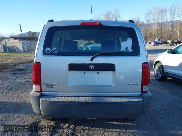 2007 Dodge Nitro SXT with VIN 1D8GU28K67W740794, listed as a IAAI auction lot 41591855 with 162,709 mi miles. Bid and sale history available at carsss.com. Image 17.