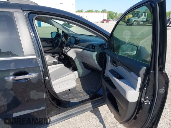 2022 Honda Odyssey EX-L with VIN 5FNRL6H75NB049044, listed as a IAAI auction lot 42010441 with 29,824 mi miles and . Bid and sale history available at DreamBid. Image 5.
