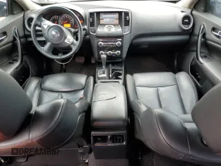2011 Nissan Maxima SV z VIN 1N4AA5APXBC862711, wystawiony jako Copart lot #57661095 z przebiegiem 122 670 mil mil oraz Szkoda całkowita • Salvage title. Historia ofert i sprzedaży dostępna na DreamBid. Obrazek 8.