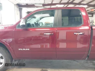 2019 Ram 1500 Laramie with VIN 1C6SRFDT0KN848897, listed as a IAAI auction lot 41993489 with 26,936 mi miles. Bid and sale history available at carsss.com. Image 14.