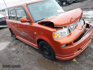 2004 Scion xB with VIN JTLKT324740162266, listed as a IAAI auction lot 41804475 with 35,865 mi miles. Bid and sale history available at carsss.com. Image 1.