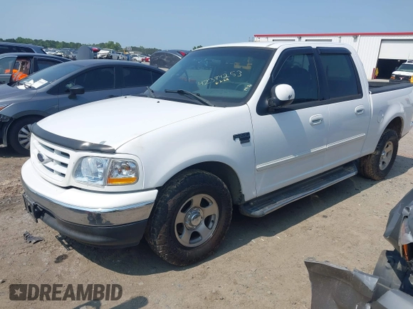 2001 Ford F-150 XLT z VIN 1FTRW07W81KB17508, wystawiony jako IAAI lot #42384253 z przebiegiem 278 756 mil mil oraz . Historia ofert i sprzedaży dostępna na DreamBid. Obrazek 2.