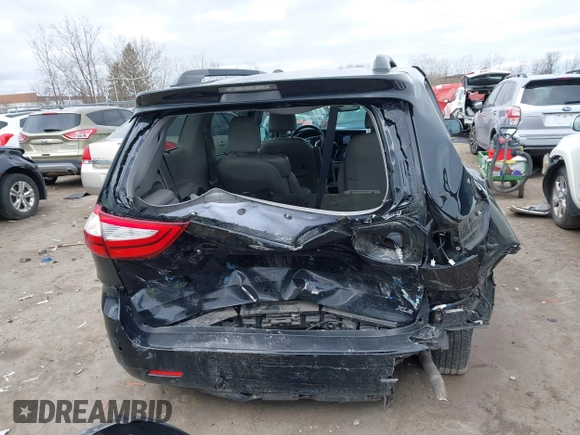 2016 Toyota Sienna XLE with VIN 5TDYK3DC8GS718289, listed as a IAAI auction lot 41774375 with 154,067 mi miles. Bid and sale history available at carsss.com. Image 17.