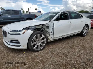 2020 Volvo S90 Inscription with VIN LVYA22MLXLP178372, listed as a Copart auction lot 72424784 with 87,414 mi miles and Salvage Title. Bid and sale history available at carsss.com. Image 1.