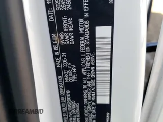 2023 Volvo XC40 Ultimate Bright Theme с VIN YV4L12UA5P2001018, выставлен на аукционе Copart как лот 44428554 с пробегом 7 463 миль миль и . История ставок и продаж доступна на DreamBid. Изображение 14.