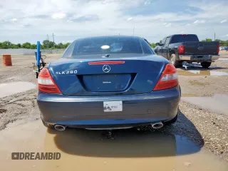 2006 Mercedes-Benz SLK 280 z VIN WDBWK54F56F093098, wystawiony jako Copart lot #58618735 z przebiegiem 155 916 mil mil oraz Tytuł czysty. Historia ofert i sprzedaży dostępna na DreamBid. Obrazek 6.