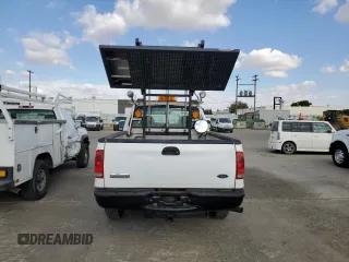 2006 Ford Super Duty F-250 XL with VIN 1FTSX21586EA29669, listed as a Copart auction lot 71964414 with 298,897 mi miles and Clean Title. Bid and sale history available at carsss.com. Image 6.