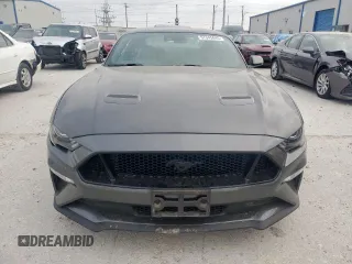 2019 Ford Mustang GT z VIN 1FA6P8CF5K5122630, wystawiony jako Copart lot #57345845 z przebiegiem 60 281 mil mil oraz Szkoda całkowita • Salvage title. Historia ofert i sprzedaży dostępna na DreamBid. Obrazek 5.