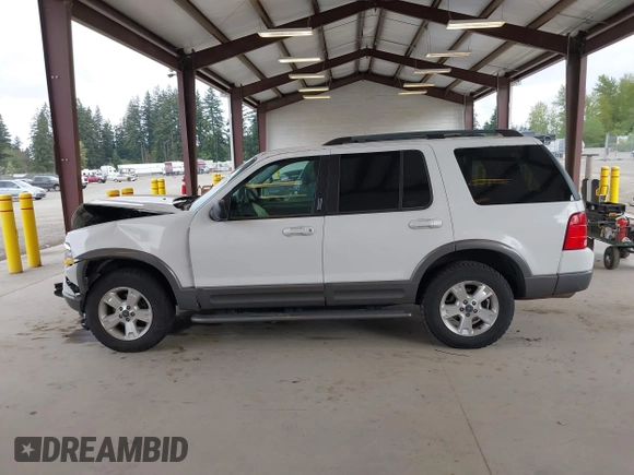 2003 Ford Explorer XLT with VIN 1FMZU73K63UA34941, listed as a IAAI auction lot 42078873 with 121,196 mi miles. Bid and sale history available at carsss.com. Image 14.