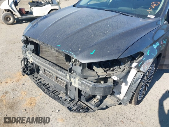 2017 Ford Fusion Hybrid SE с VIN 3FA6P0LU7HR110436, выставлен на аукционе IAAI как лот 42669395 с пробегом 104 472 миль миль и . История ставок и продаж доступна на DreamBid. Изображение 6.