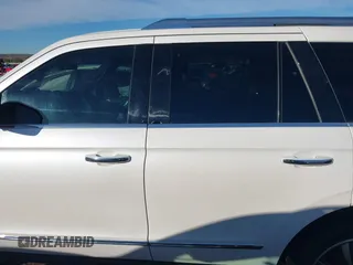 2019 Lincoln Navigator Reserve z VIN 5LMJJ2LT2KEL09194, wystawiony jako IAAI lot #40900152 z przebiegiem 117 272 mil mil oraz . Historia ofert i sprzedaży dostępna na DreamBid. Obrazek 15.