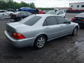 2002 Acura RL with VIN JH4KA966X2C004627, listed as a IAAI auction lot 42652551 with 75,093 mi miles and . Bid and sale history available at DreamBid. Image 4.
