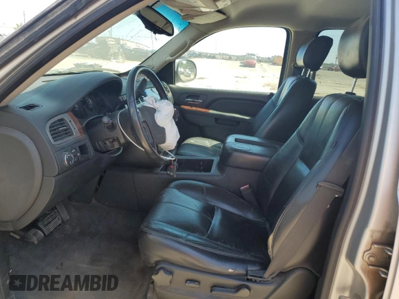 2010 Chevrolet Suburban LT with VIN 1GNUCJE07AR268765, listed as a Copart auction lot 56486185 with 237,731 mi miles and Clean title. Bid and sale history available at DreamBid. Image 7.