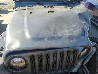 2002 Jeep Wrangler Sport with VIN 1J4FA49S72P715946, listed as a Copart auction lot 70884114 with 114,964 mi miles and Clean Title. Bid and sale history available at carsss.com. Image 11.