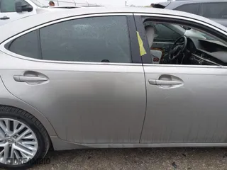 2016 Lexus ES 350 with VIN 58ABK1GGXGU021778, listed as a IAAI auction lot 41889191 with 72,033 mi miles. Bid and sale history available at carsss.com. Image 14.
