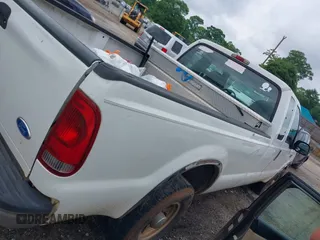 2003 Ford F-250 XL с VIN 3FTNX20L43MB35684, выставлен на аукционе IAAI как лот 42108516 с пробегом 296 730 миль миль и . История ставок и продаж доступна на DreamBid. Изображение 4.