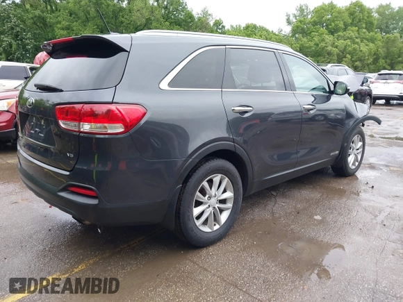 2017 Kia Sorento LX с VIN 5XYPGDA52HG291151, выставлен на аукционе IAAI как лот 42294750 с пробегом 134 442 миль миль и . История ставок и продаж доступна на DreamBid. Изображение 4.