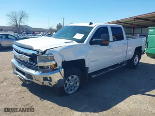2015 Chevrolet Silverado 2500HD LT with VIN 1GC1KVE84FF601038, listed as a IAAI auction lot 41595706 with 257,636 mi miles. Bid and sale history available at carsss.com. Image 17.