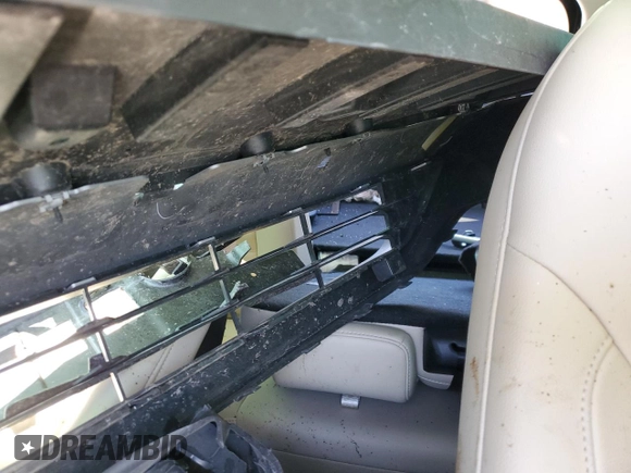 2024 Ford Edge SEL z VIN 2FMPK4J97RBA27846, wystawiony jako Copart lot #49391255 z przebiegiem Nie podano mil oraz Szkoda całkowita • Salvage title. Historia ofert i sprzedaży dostępna na DreamBid. Obrazek 10.