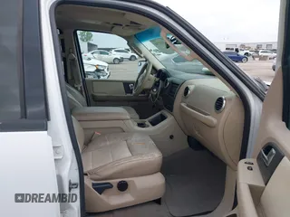 2003 Ford Expedition Eddie Bauer with VIN 1FMRU17W43LA54217, listed as a IAAI auction lot 42080308 with 291,198 mi miles. Bid and sale history available at carsss.com. Image 5.