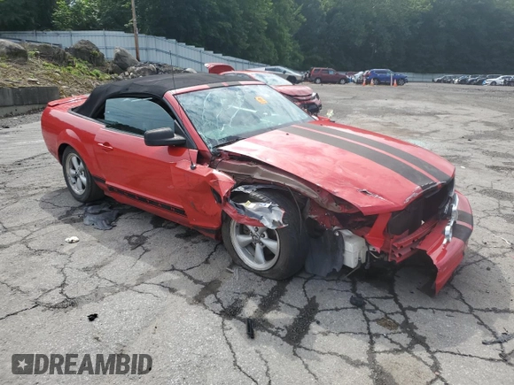 2007 Ford Mustang Deluxe with VIN 1ZVFT84N675331505, listed as a Copart auction lot 63427135 with 188,628 mi miles and Salvage title. Bid and sale history available at DreamBid. Image 4.