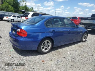 2008 BMW 3 Series 328i z VIN WBAVA33518P142319, wystawiony jako Copart lot #57081045 z przebiegiem 157 411 mil mil oraz Szkoda całkowita • Salvage title. Historia ofert i sprzedaży dostępna na DreamBid. Obrazek 3.