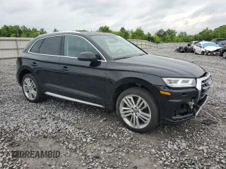 2020 Audi Q5 Premium Plus z VIN WA1BNAFYXL2103409, wystawiony jako Copart lot #56036135 z przebiegiem 83 890 mil mil oraz Szkoda całkowita • Salvage title. Historia ofert i sprzedaży dostępna na DreamBid. Obrazek 4.