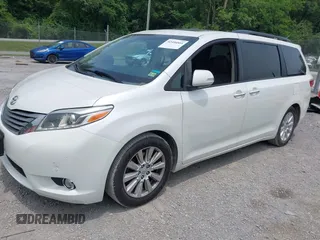 2015 Toyota Sienna XLE with VIN 5TDYK3DC3FS586329, listed as a IAAI auction lot 42496805 with 132,828 mi miles and . Bid and sale history available at DreamBid. Image 17.