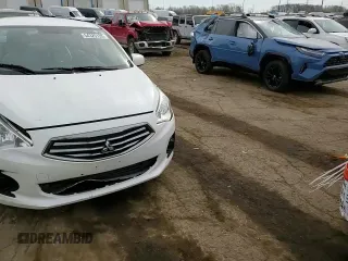 2017 Mitsubishi Mirage ES z VIN ML32F3FJ5HHF06662, wystawiony jako Copart lot #54325135 z przebiegiem 119 771 mil mil oraz Tytuł czysty. Historia ofert i sprzedaży dostępna na DreamBid. Obrazek 13.