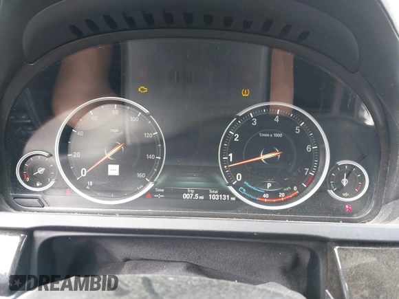 2015 BMW 7 Series 750Li with VIN WBAYE8C54FD780951, listed as a IAAI auction lot 41813038 with 103,131 mi miles. Bid and sale history available at carsss.com. Image 7.