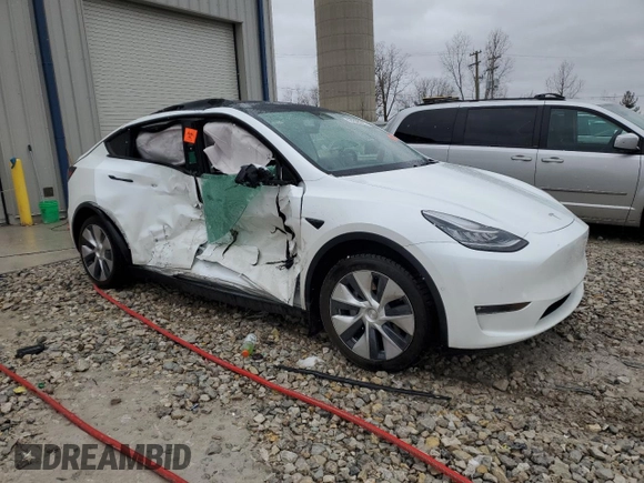 2021 Tesla Model Y Long Range with VIN 5YJYGDEE0MF265423, listed as a Copart auction lot 50298545 with Not Provided miles and Non Repairable. Bid and sale history available at DreamBid. Image 4.