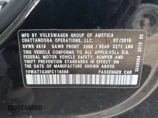 2015 Volkswagen Passat 1.8T Limited Edition with VIN 1VWAT7A36FC118099, listed as a IAAI auction lot 41919223 with 103,916 mi miles. Bid and sale history available at carsss.com. Image 9.