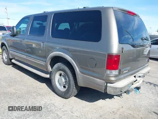 2002 Ford Excursion Limited with VIN 1FMNU42F82ED01782, listed as a IAAI auction lot 41433654 with 220,550 mi miles and . Bid and sale history available at DreamBid. Image 3.