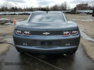 2011 Chevrolet Camaro 2LS z VIN 2G1FA1ED9B9115870, wystawiony jako Copart lot #50716865 z przebiegiem 171 936 mil mil oraz Szkoda całkowita • Salvage title. Historia ofert i sprzedaży dostępna na DreamBid. Obrazek 6.