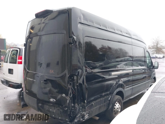 2022 Ford Transit Cargo z VIN 1FTBR3U85NKA64644, wystawiony jako IAAI lot #41006811 z przebiegiem 101 658 mil mil oraz . Historia ofert i sprzedaży dostępna na DreamBid. Obrazek 4.