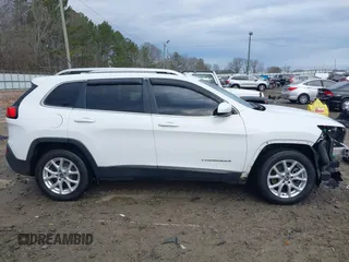 2017 Jeep Cherokee Latitude z VIN 1C4PJLCS9HW643000, wystawiony jako IAAI lot #41459737 z przebiegiem 125 781 mil mil oraz . Historia ofert i sprzedaży dostępna na DreamBid. Obrazek 14.