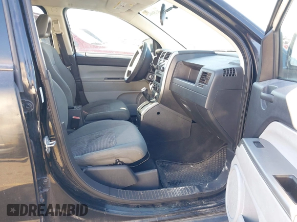 2007 Jeep Compass Sport with VIN 1J8FT470X7D420472, listed as a IAAI auction lot 41358402 with 178,668 mi miles. Bid and sale history available at carsss.com. Image 5.