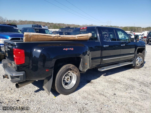 2015 Chevrolet Silverado 3500HD LTZ with VIN 1GC4K0E81FF532664, listed as a Copart auction lot 45182145 with NaN miles and Salvage Title. Bid and sale history available at carsss.com. Image 3.