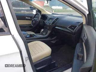 2017 Ford Edge SE z VIN 2FMPK3G92HBC16159, wystawiony jako IAAI lot #42057245 z przebiegiem 102 268 mil mil oraz . Historia ofert i sprzedaży dostępna na DreamBid. Obrazek 5.