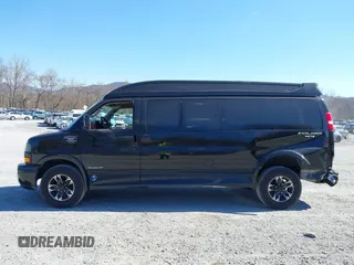 2018 GMC Savana Cargo Van with VIN 1GTW7BFG5J1160683, listed as a IAAI auction lot 41822345 with 81,359 mi miles. Bid and sale history available at carsss.com. Image 14.