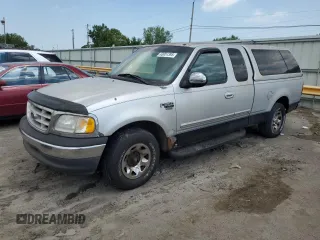 1999 Ford F-250 with VIN 1FTRX27LXXNC18863, listed as a Copart auction lot 63051395 with 118,695 mi miles and Clean title. Bid and sale history available at DreamBid. Image 1.