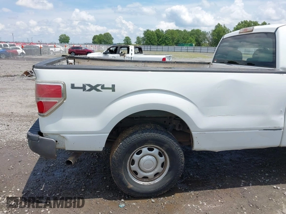 2012 Ford F-150 XL with VIN 1FTNF1EF2CKD65568, listed as a IAAI auction lot 42476856 with 239,503 mi miles and . Bid and sale history available at DreamBid. Image 15.
