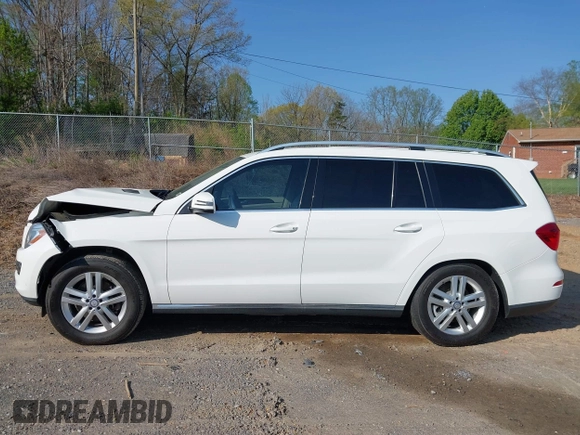2014 Mercedes-Benz GL-Class GL 450 with VIN 4JGDF7CE5EA430524, listed as a IAAI auction lot 42020941 with 84,544 mi miles. Bid and sale history available at carsss.com. Image 14.