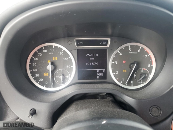 2019 Infiniti QX30 ESSENTIAL with VIN SJKCH5CPXKA006796, listed as a Copart auction lot 43328315 with 101,579 mi miles and Salvage Title. Bid and sale history available at carsss.com. Image 9.