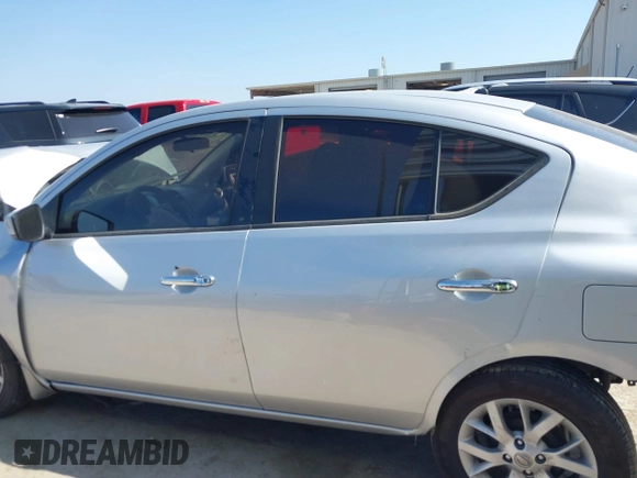 2016 Nissan Versa SV z VIN 3N1CN7AP6GL830257, wystawiony jako IAAI lot #41866021 z przebiegiem 129 051 mil mil oraz . Historia ofert i sprzedaży dostępna na DreamBid. Obrazek 15.