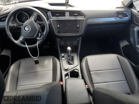 2018 Volkswagen Tiguan SEL z VIN 3VV2B7AX7JM119297, wystawiony jako Copart lot #54416195 z przebiegiem 51 972 mil mil oraz Szkoda całkowita • Salvage title. Historia ofert i sprzedaży dostępna na DreamBid. Obrazek 8.