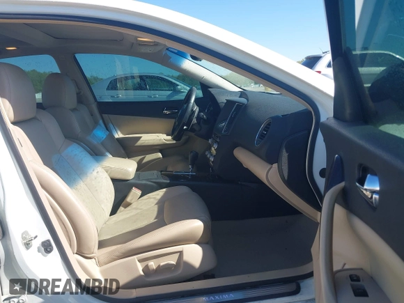 2014 Nissan Maxima SV z VIN 1N4AA5AP6EC914839, wystawiony jako IAAI lot #42084641 z przebiegiem 178 450 mil mil oraz . Historia ofert i sprzedaży dostępna na DreamBid. Obrazek 5.